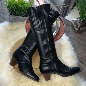❤️70's Vintage, Black Leather, Stack Heel Boots 😘